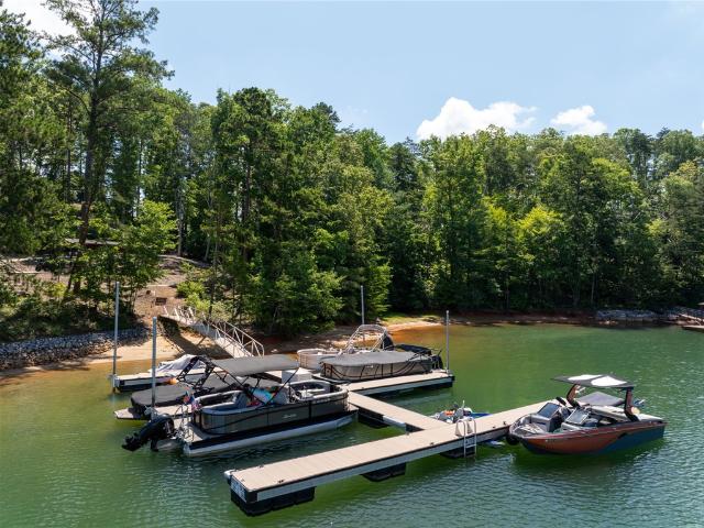 House for sale in Six Mile Run, South Carolina