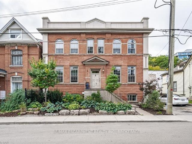 Property for sale in Ancaster, Ontario