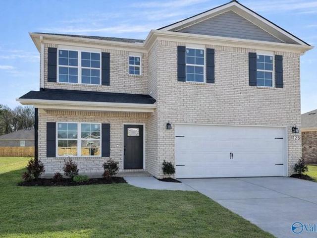 House for sale in New Hope, Alabama
