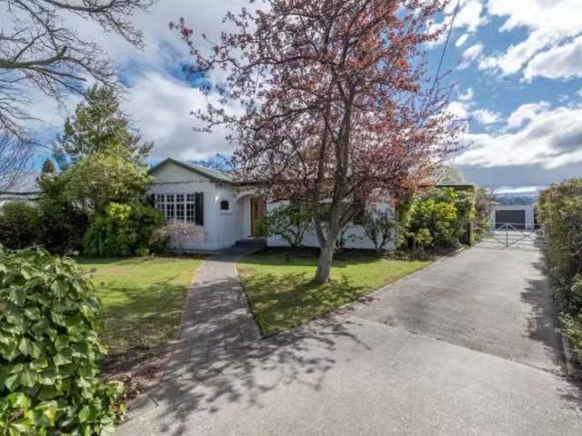 House for sale in Otakou