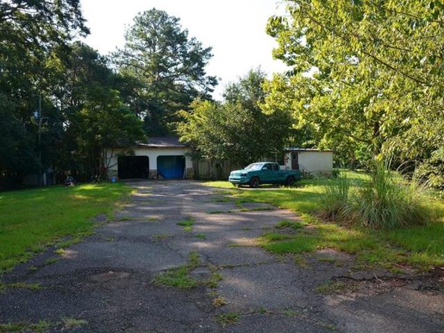 House for sale in Hawkinsville, Georgia