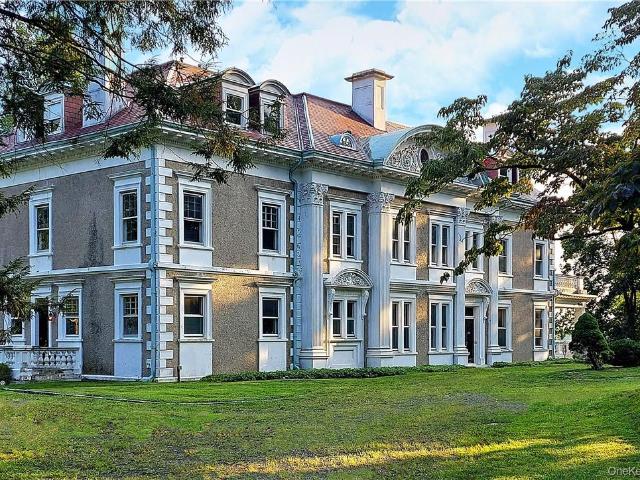 House for sale in Southfields, New York