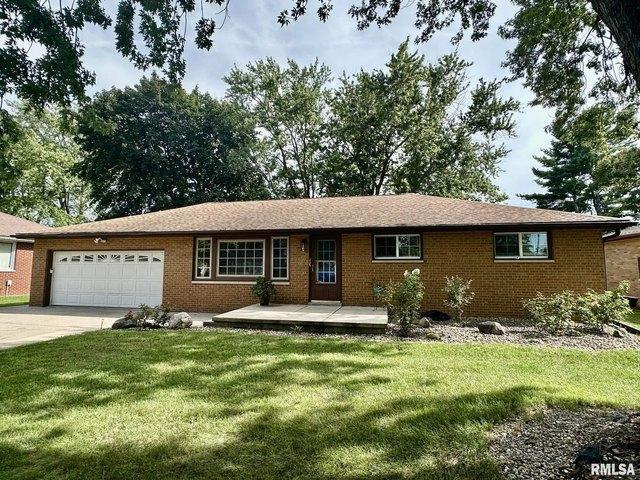 House for sale in East Peoria, Illinois