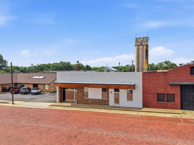 Commercial for sale in Denison, Texas
