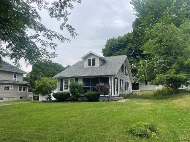 House for sale in Oneida, New York