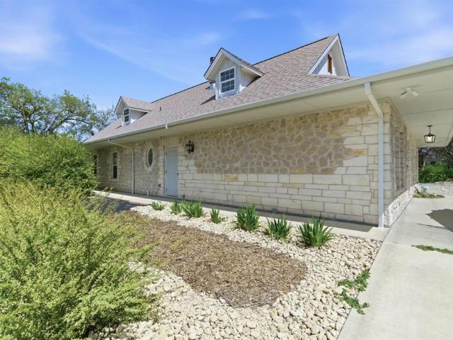 House for sale in Hamilton, Texas