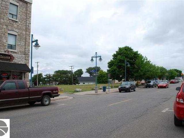 Land for sale in Sault Sainte Marie, Michigan