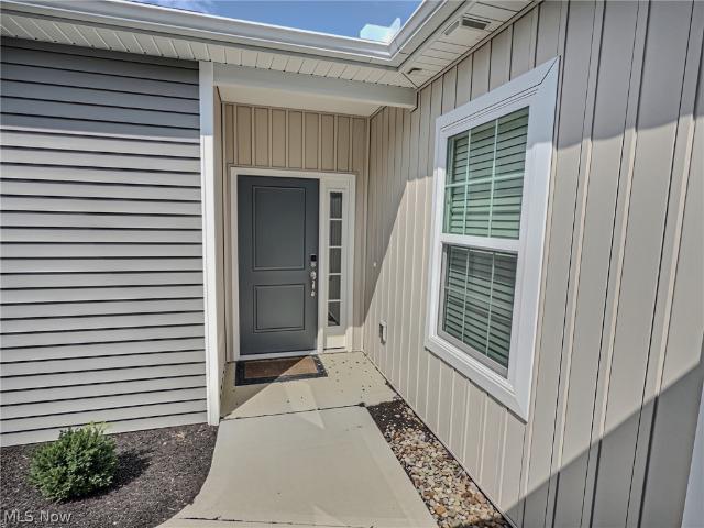 Townhouse for sale in Elyria, Ohio