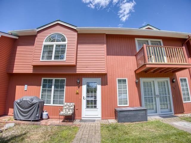 Townhouse for sale in New Hampshire