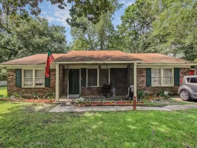 House for sale in Summerville