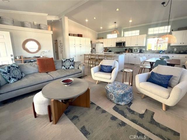 House for sale in Corona Del Mar, California