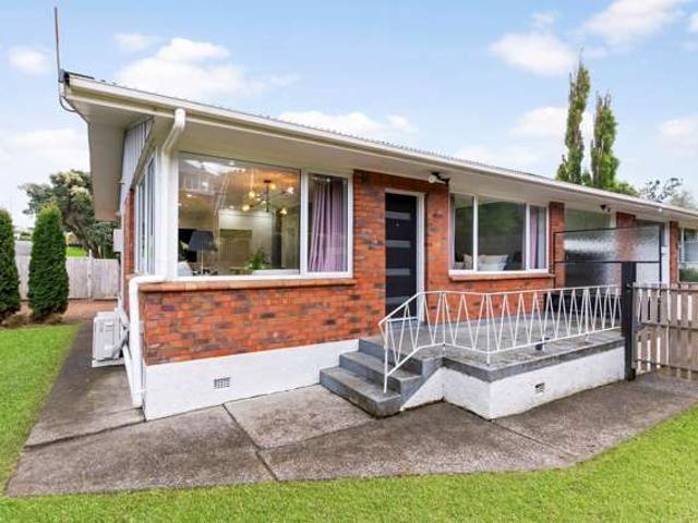 House for sale in Three Kings, Oroua County