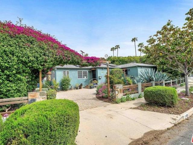 House for sale in Canoga Park, California