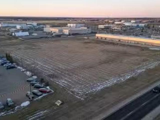 House for sale in Grande Prairie, Alberta