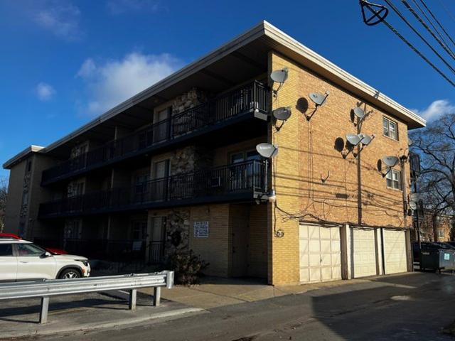 Condo for sale in Blue Island, Illinois