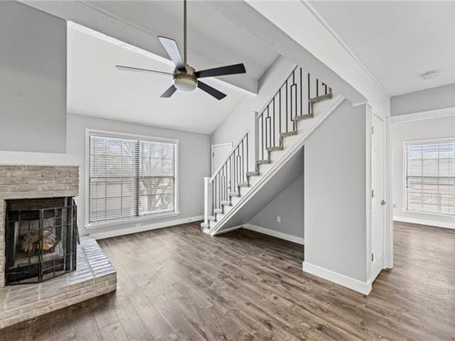 Condo for sale in Kansas