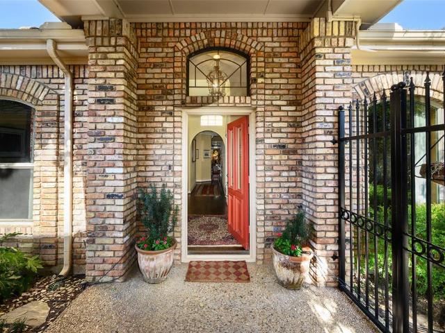House for sale in Dallas, Texas