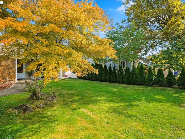 House for sale in Island Station, Milwaukie