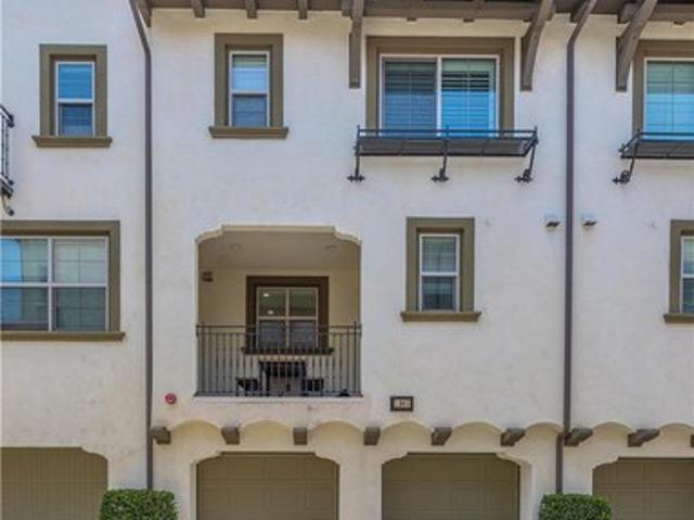 Townhouse for sale in Whittier, California