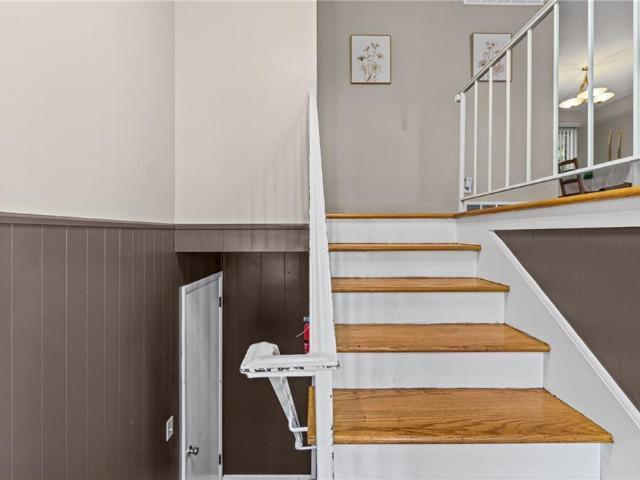 House for sale in Crossgates, Grandview