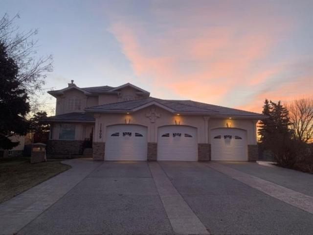 House for sale in Crystal Lake Estates, Grande Prairie