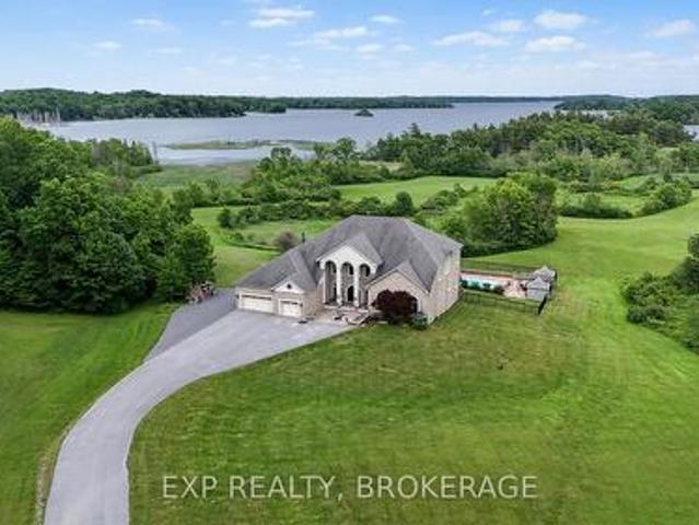 House for sale in Frontenac Islands, Ontario