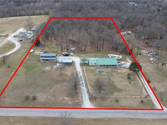 House for sale in Anderson, Missouri