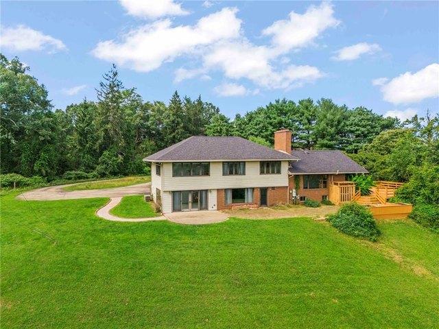 House for sale in Waynesburg, Pennsylvania