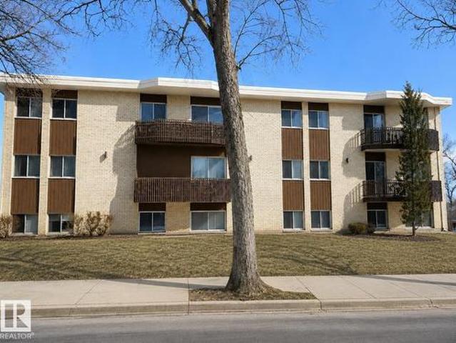 Condo for sale in Wedgewood, Alberta