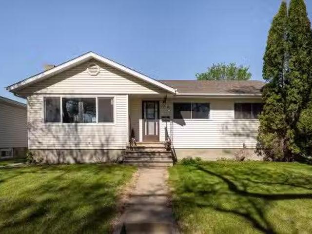 House for sale in Wedgewood, Alberta