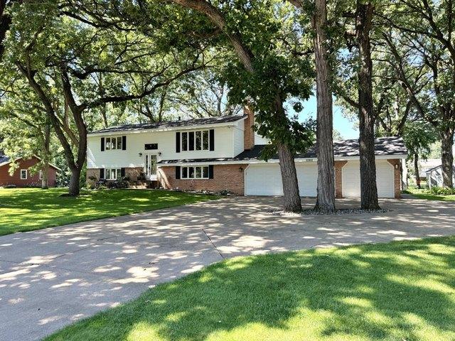 House for sale in Hennepin, Minnesota
