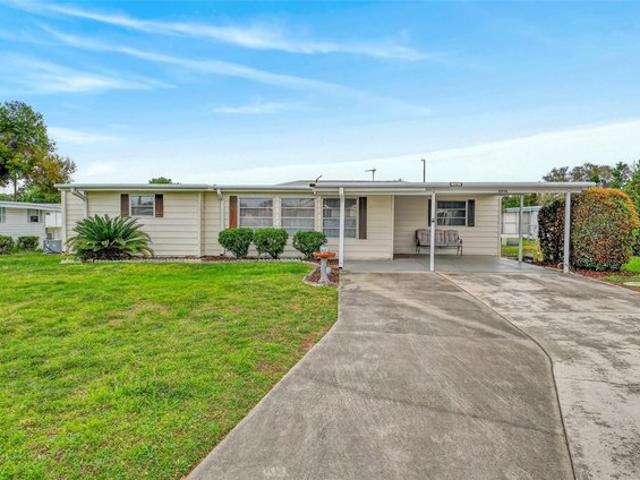 House for sale in Tavares, Florida