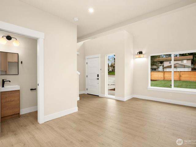 Condo for sale in Burien, Washington