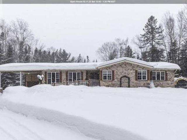 House for sale in Sault Sainte Marie, Ontario