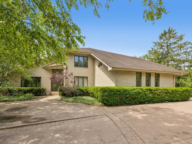 House for sale in Libertyville, Illinois
