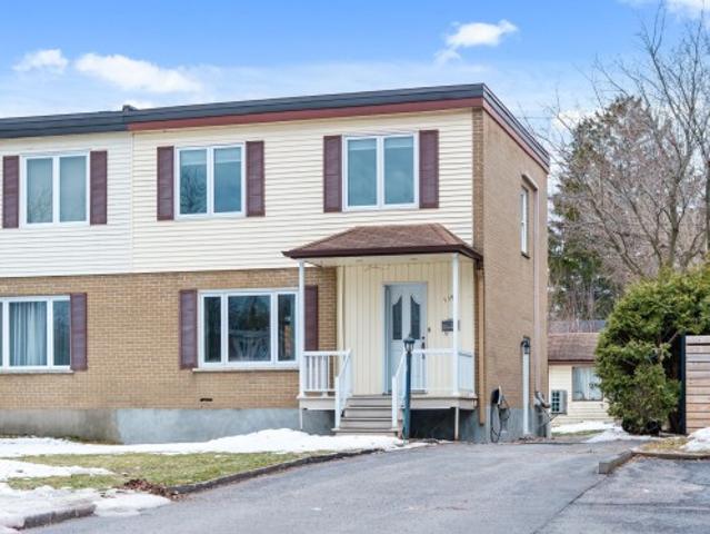 House for rent in Saint-bruno-de-montarville, Quebec