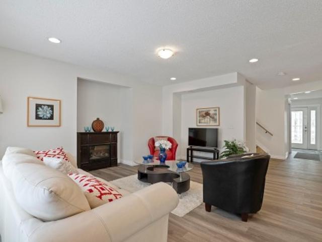 House for sale in Wedgewood, Alberta