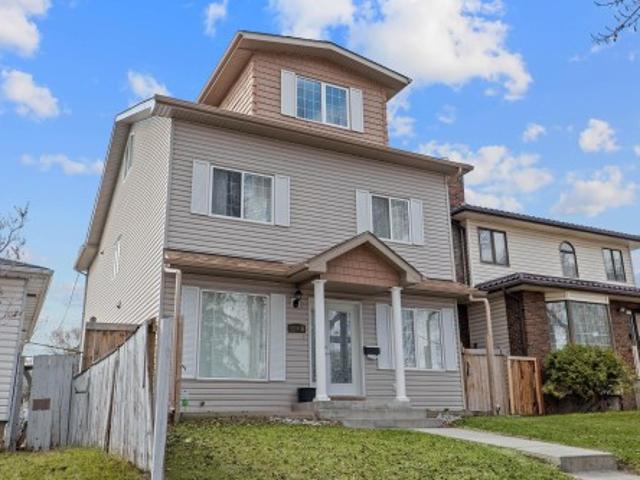 House for sale in Montrose, Edmonton