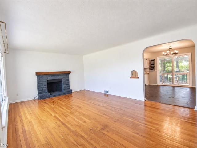 House for sale in Hinckley, Ohio