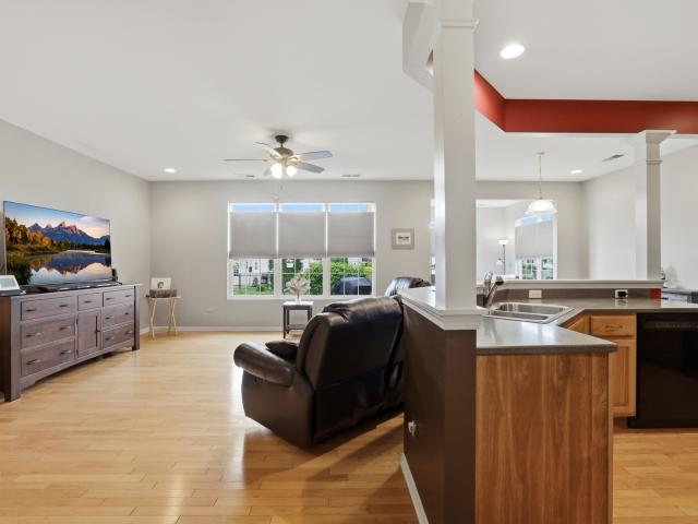 House for sale in Mchenry, Illinois