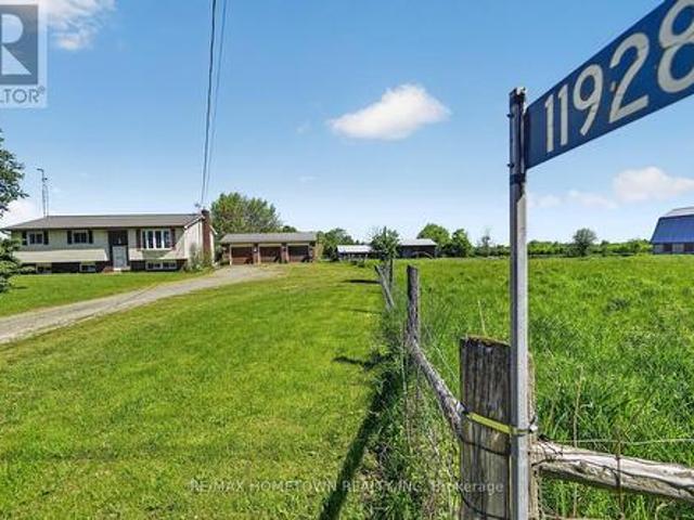 House for sale in Elizabethtown, Ontario