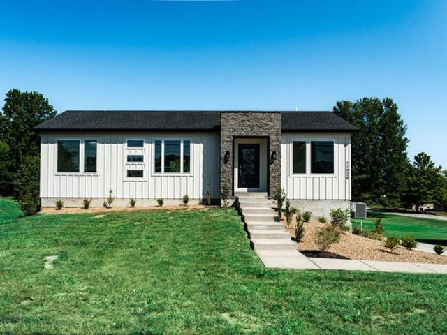 House for sale in White Tower, Independence