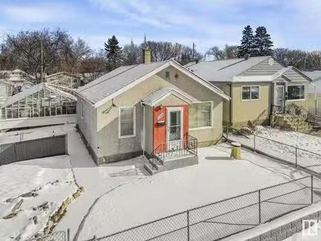 House for sale in Wedgewood, Alberta