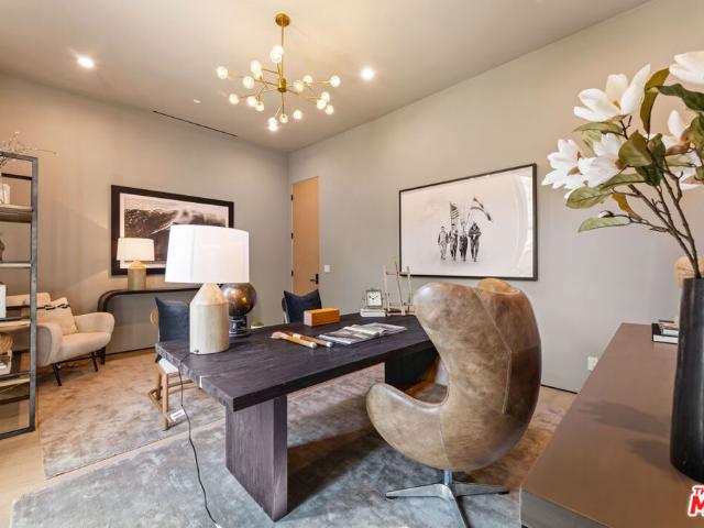 Property for rent in Canoga Park, California