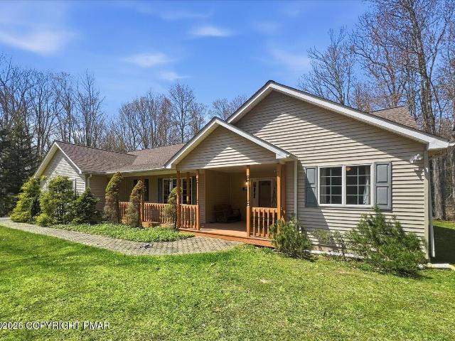 House for sale in Blakeslee, Pennsylvania