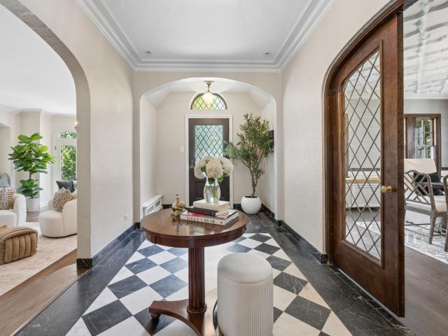 House for sale in Winnetka, Illinois