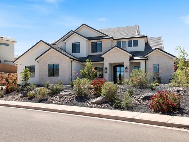 House for sale in Washington, Utah