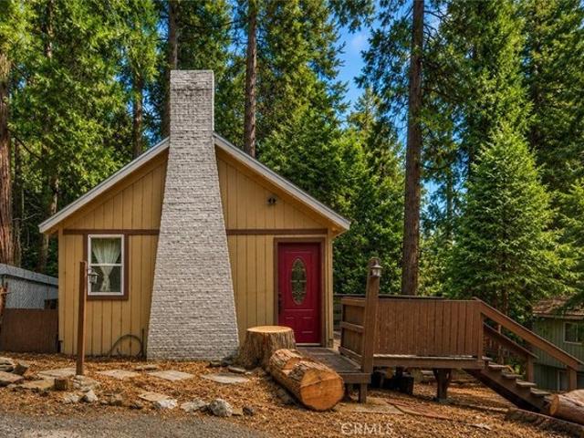 House for sale in Cedarpines Park, California