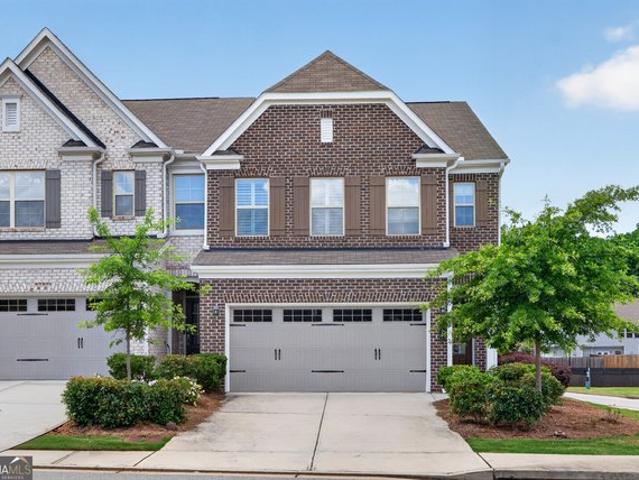 Townhouse for sale in Buford, Georgia