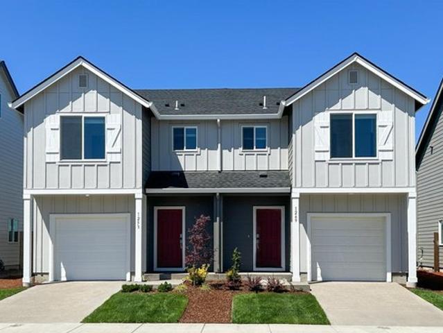 Townhouse for sale in Oregonia